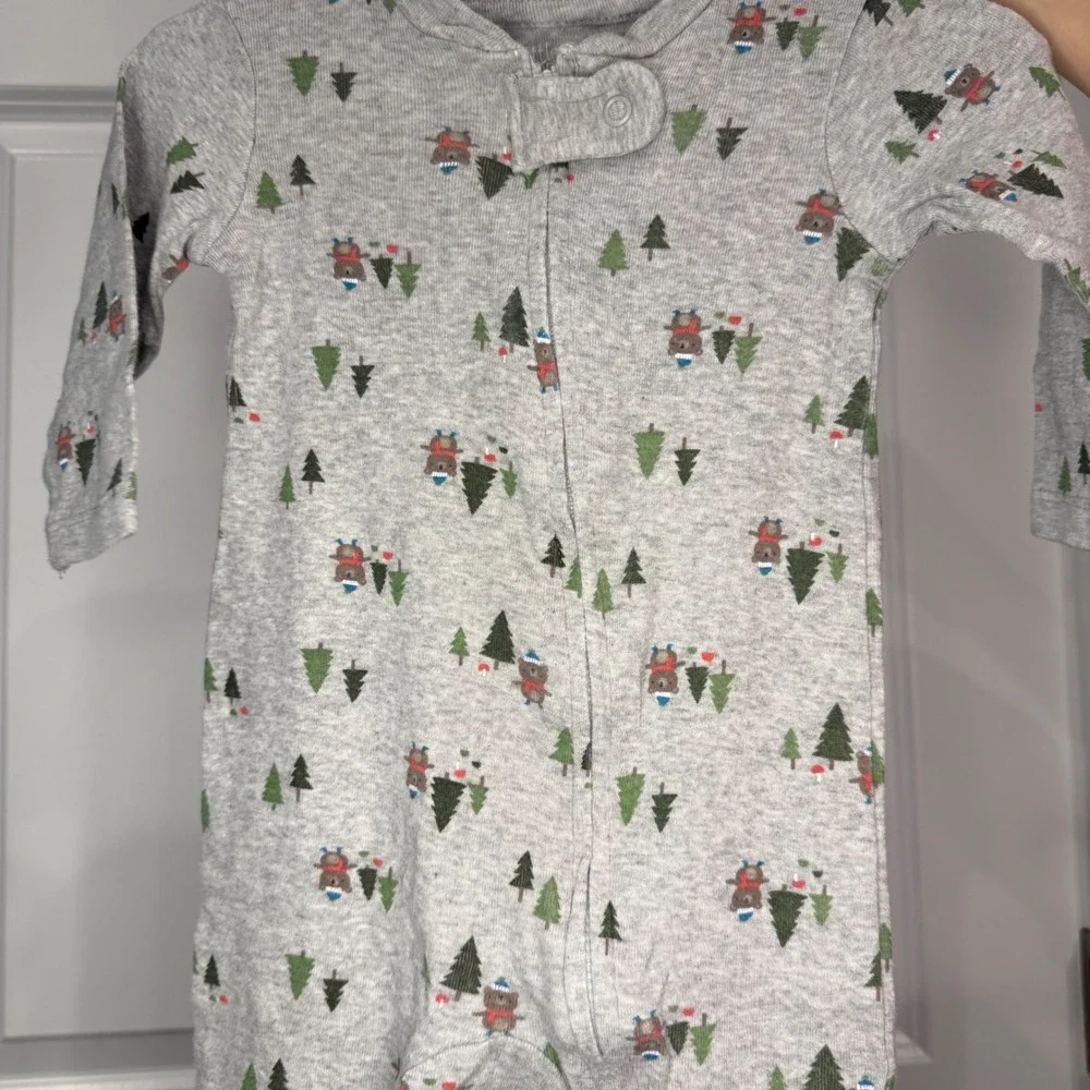 Little Wonders Baby Boys Gray Bear Tree Footed Pajamas Size 3-6 Months‎